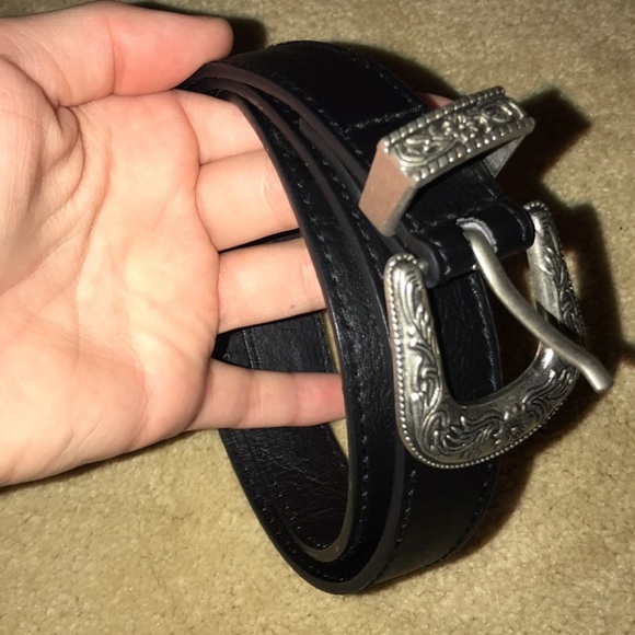 Brandy Melville Accessories - brandy melville belt
